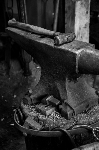 Hammer and anvil