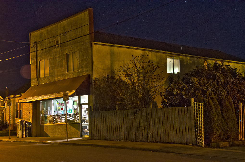 Niagara Grocery